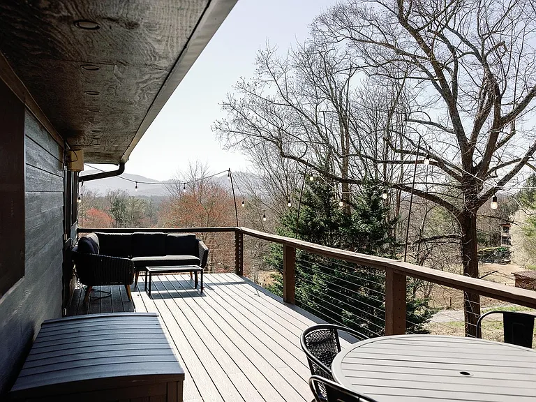 11 Wake Robin Way — Photo 37