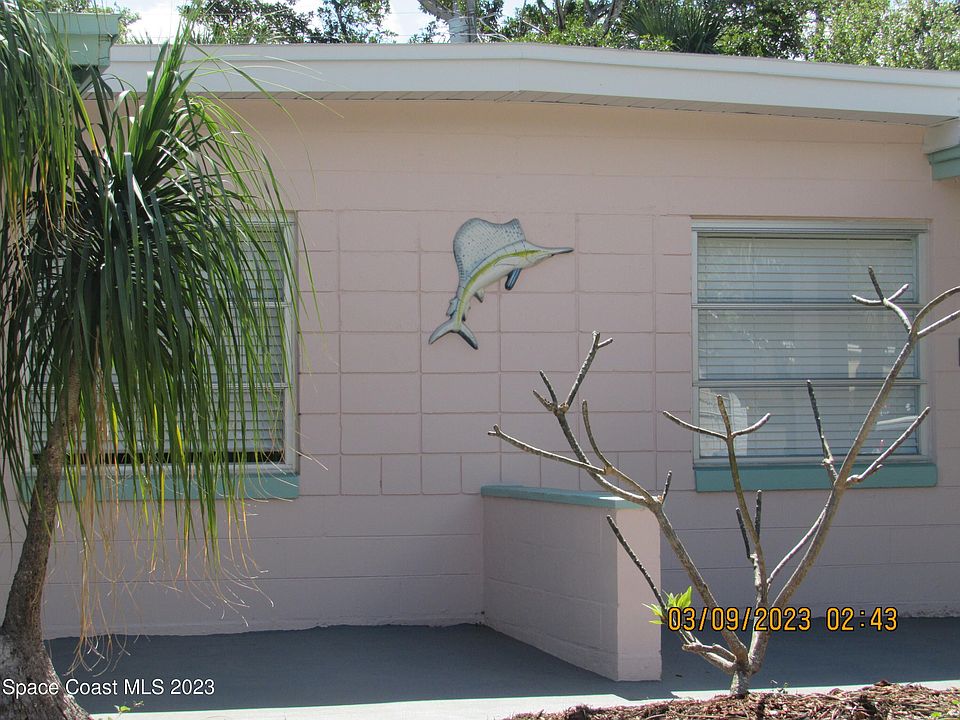 1st image of 113 Harrison Ave #113