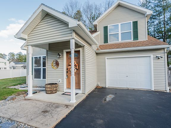 2nd image of 205 Meadowlark Dr