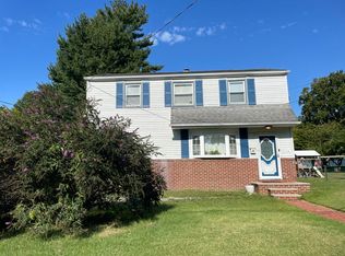 214 W Maple Ave, Lindenwold, NJ 08021