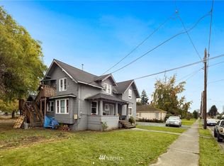 1318 S 3rd St, Mount Vernon, WA 98273