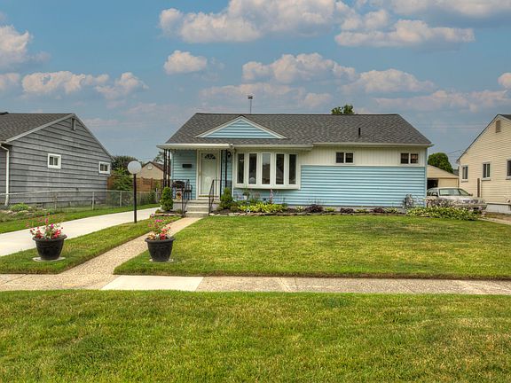2nd image of 1292 Shirley Dr
