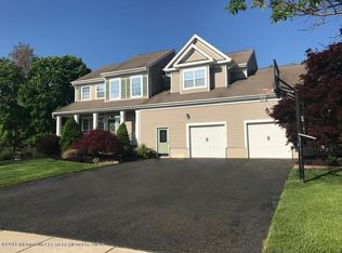 33 Hampshire Blvd, Jackson, NJ 08527