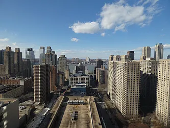 Rented by R New York