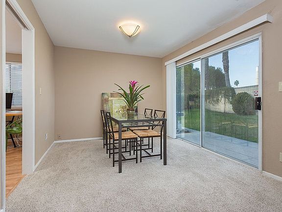 5th image of 303 Heron Dr