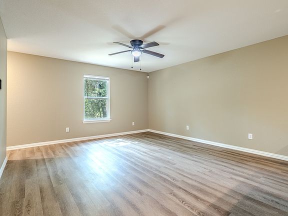 3rd image of 1312 Dawn Ct