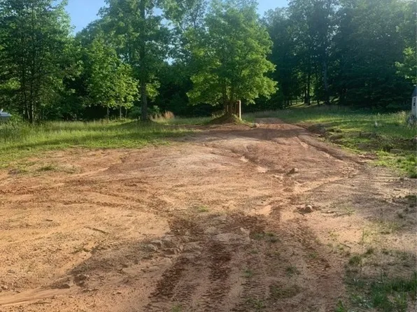 122 Falls Creek Rd, Tornado, WV 25202