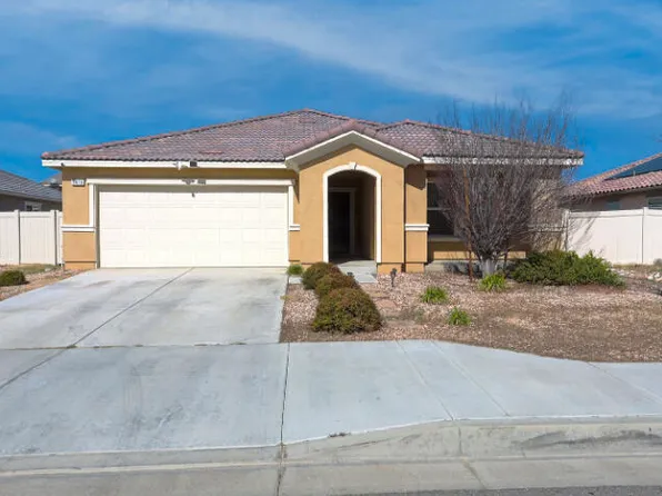 3613 Garnet Ln, Lancaster, CA 93535