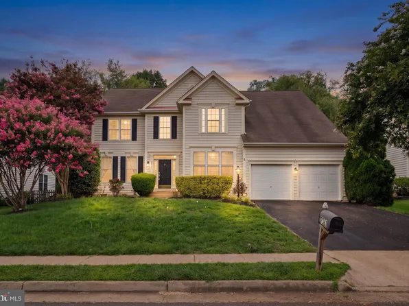 9351 Worthington Dr, Bristow, VA 20136