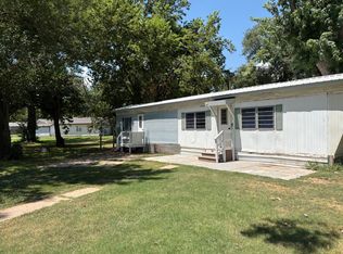 115 N Topeka St, Haven, KS 67543