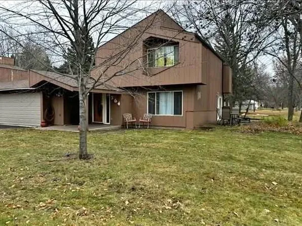 304 Cedar Ln, Montevideo, MN 56265