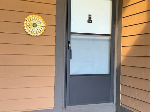 576 Village Blvd N, Baldwinsville, NY 13027