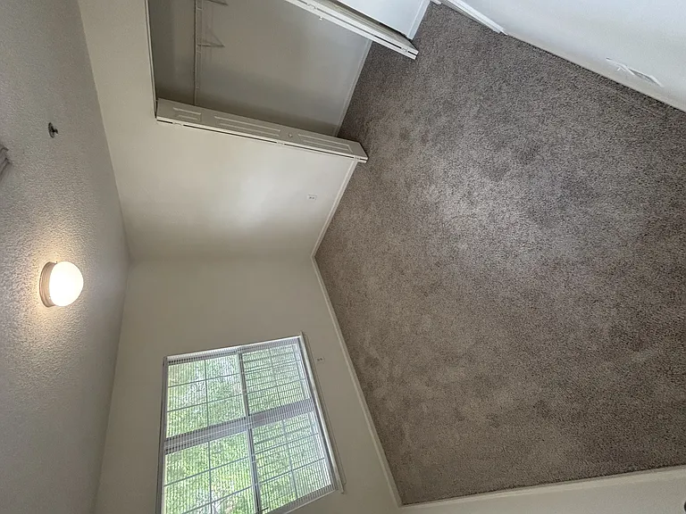 Wesley St. Claire Apartments at Lawrenceville — Photo 256
