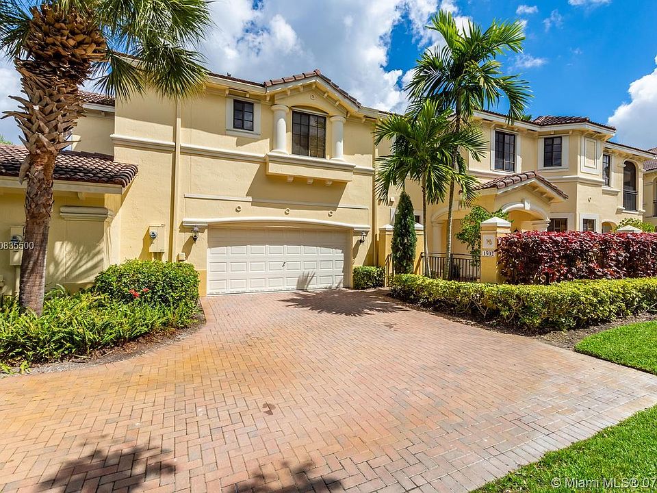 1st image of 1502 Passion Vine Cir #23-2