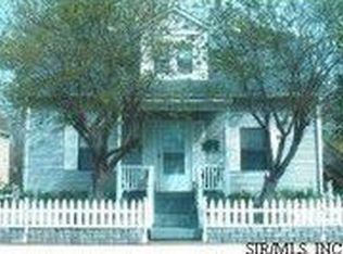 915 High St, Collinsville, IL 62234