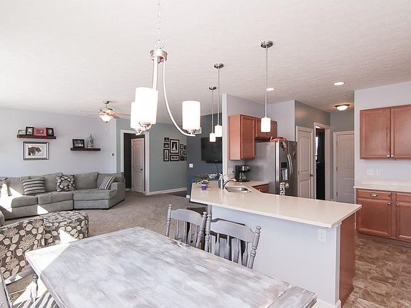 5th image of 13161 Kensington Dr