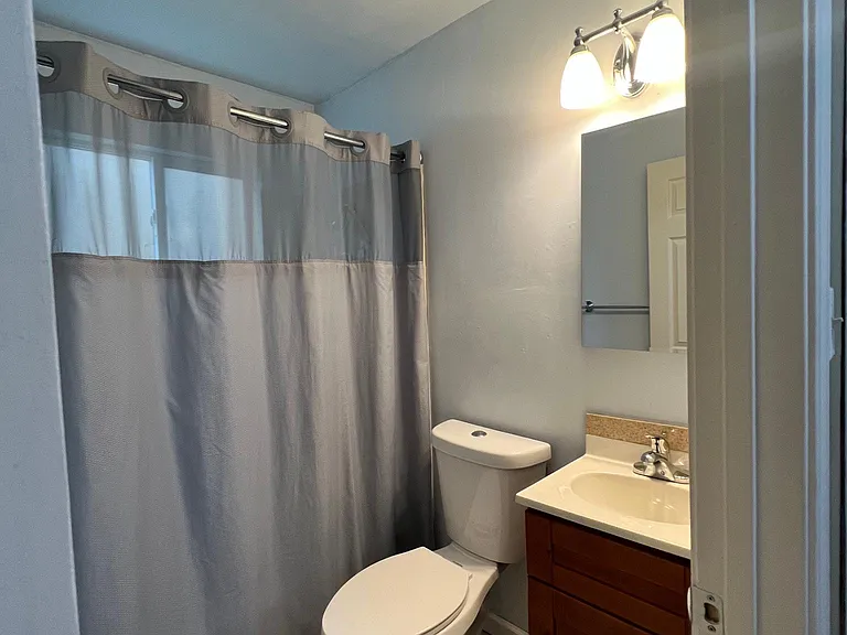 2310 Roosevelt Ave #1 — Photo 13