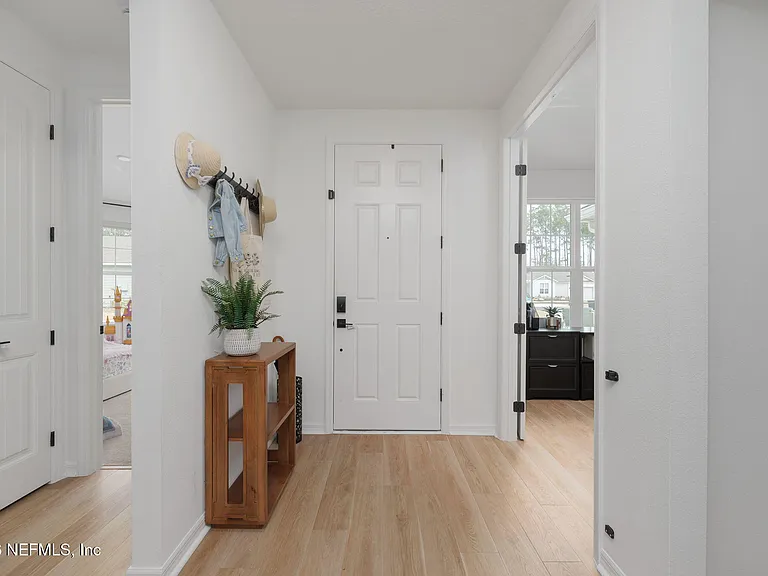 12464 Clapboard Bluff Trl — Photo 2