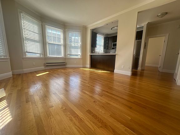 5th image of 254 Divisadero St APT 6