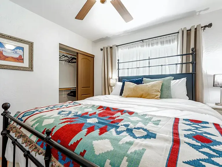 2429 E Dahlia Dr — Photo 20