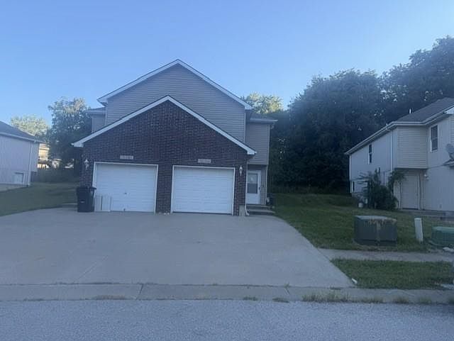 1st image of 18504 3rd St