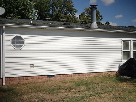 4th image of 1099 Bales St