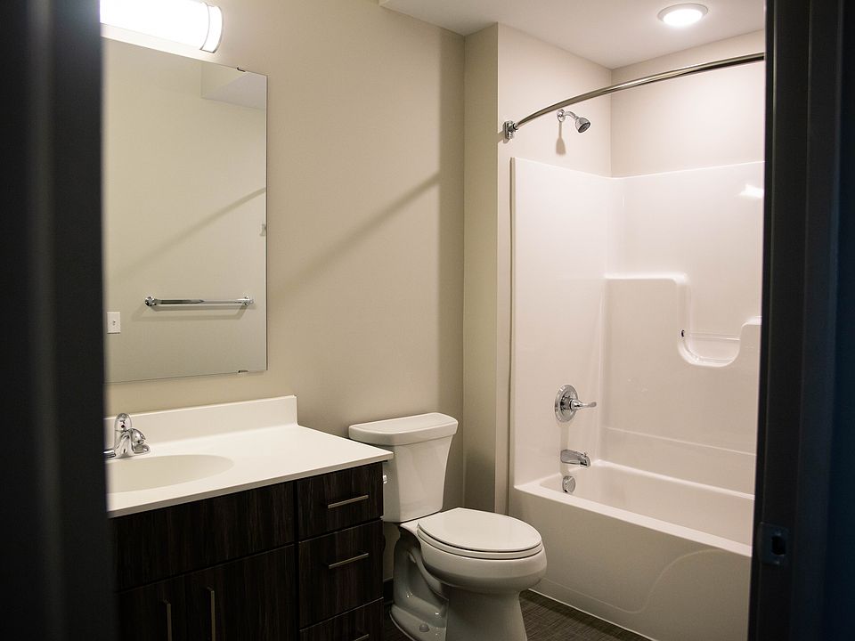 1st image of 636 1st St NW APT 513
