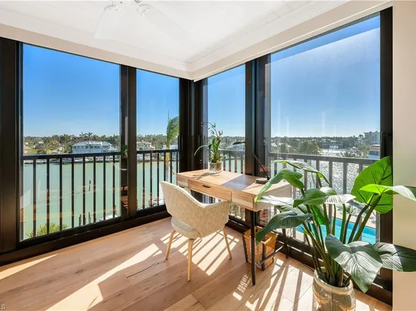 2400 Gulf Shore BLVD N #501, NAPLES, FL 34103