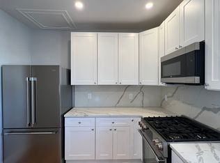 77 Winchester St Floor 3, Medford, MA 02155