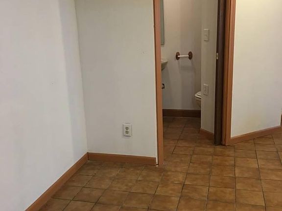Dinig_room_unfurnished