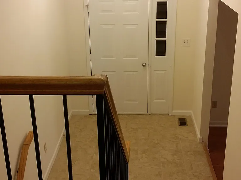 4919 Robinwood Rd — Photo 2