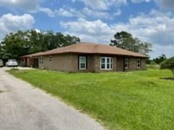 318 County Road 296d, Alvin, TX 77511