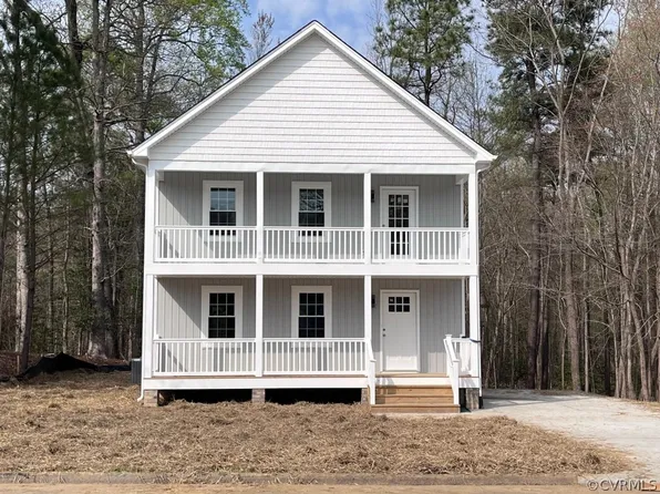 706 Okuma Dr, Chester, VA 23836