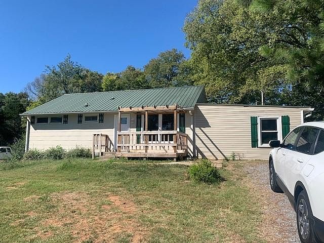 1st image of 490 Louisiana Ave