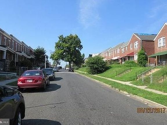2nd image of 157 N Monastery Ave