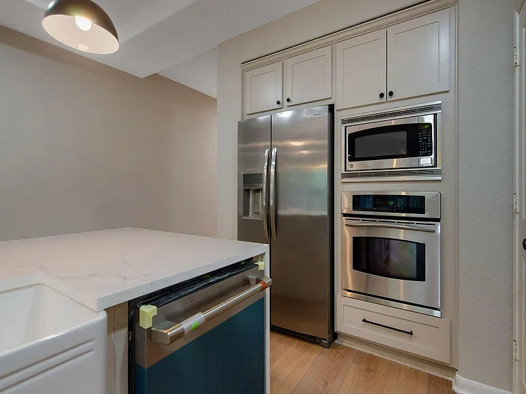 54 Douvaine Ct — Photo 16