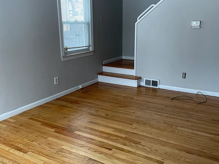 1814 N Center St — Photo 6