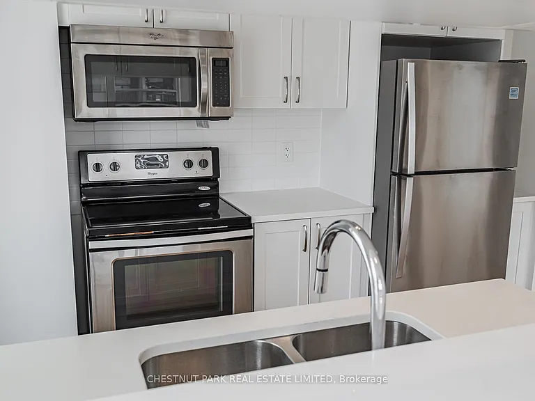 68 Merton St #805 — Photo 17