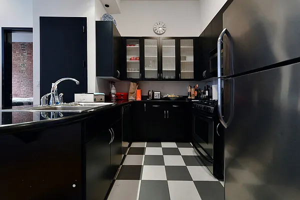 Rented by J Misrahi Realty Corp | media 29