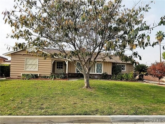 1st image of 809 S Glenn Alan Ave