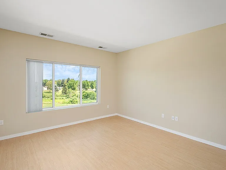 6. Mallview 2A - Living Room