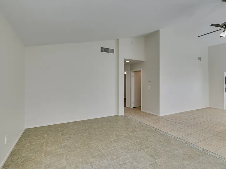 307 Cavalla St — Photo 13