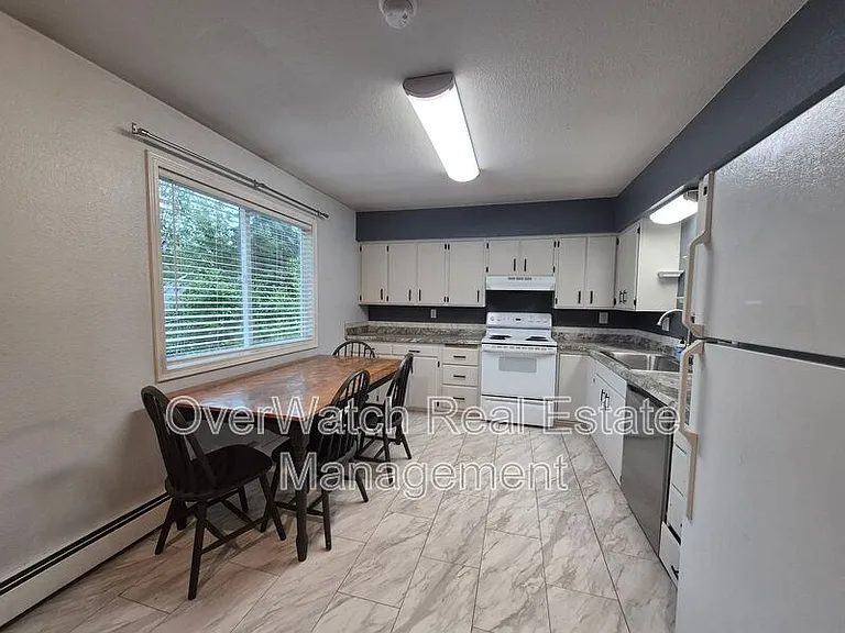 311 Turpin St #A — Photo 5