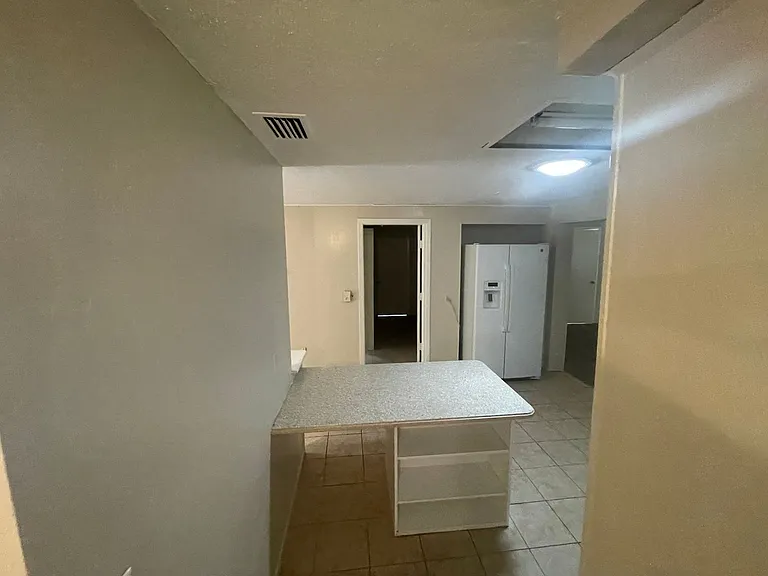 6548 Batea Ter — Photo 11