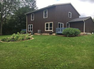 11 Westbrook Cir, Madison, WI 53711