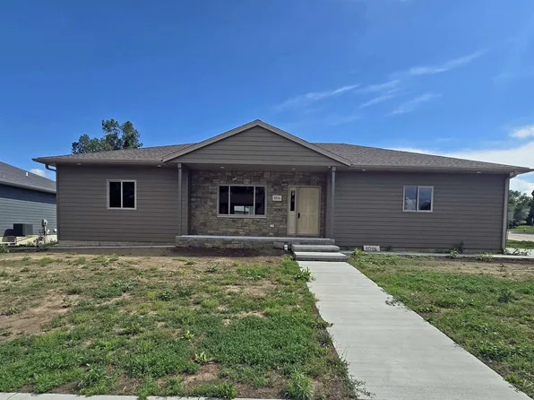 1014 W 42nd St, Kearney, NE 68845