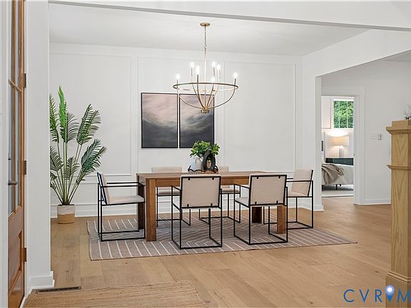3rd image of 11400 Pinifer Park Ct