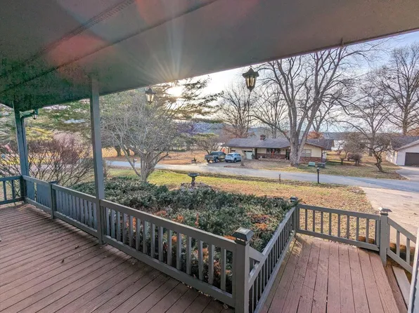 292 Hunt Club Circle, Galena, MO 65656