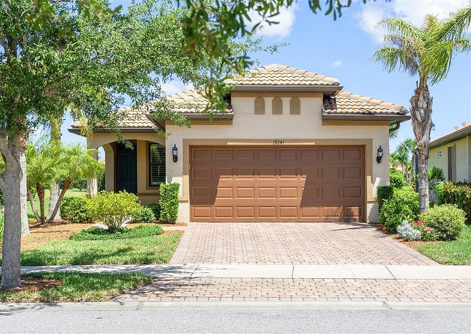 1st image of 19241 Isadora St