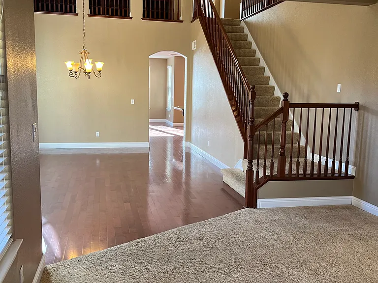 188 W Charlene Ct — Photo 8